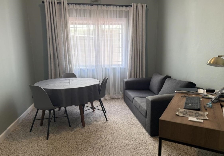 To Let 2 Bedroom Property for Rent in Green Point Western Cape